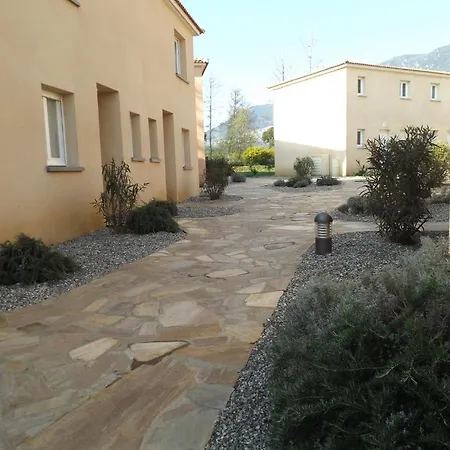 Le Domaine De Melody 3* Santa-Maria-Poggio (Corsica)