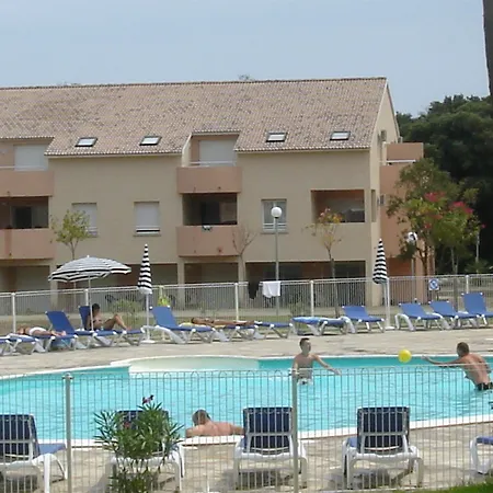 Le Domaine De Melody Prázdninový areál Santa-Maria-Poggio (Corsica)