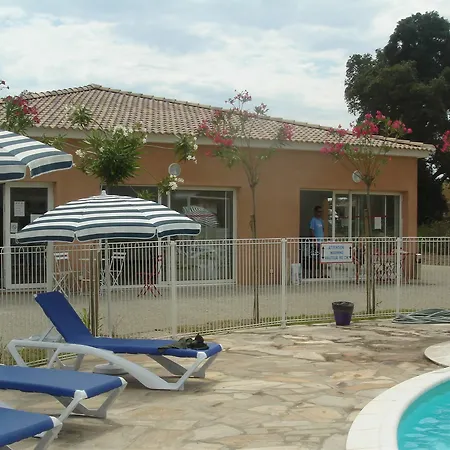 Le Domaine De Melody 3* Santa-Maria-Poggio (Corsica)