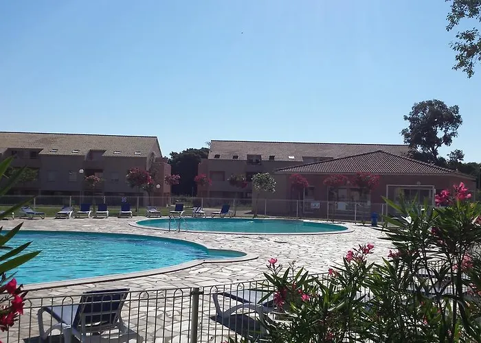 Le Domaine De Melody Vakantiepark 3*