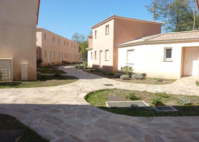 Vakantiepark Le Domaine De Melody 3*