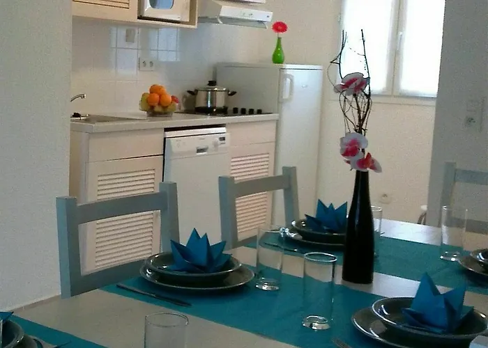 Le Domaine De Mélody Santa-Maria-Poggio (Corsica)