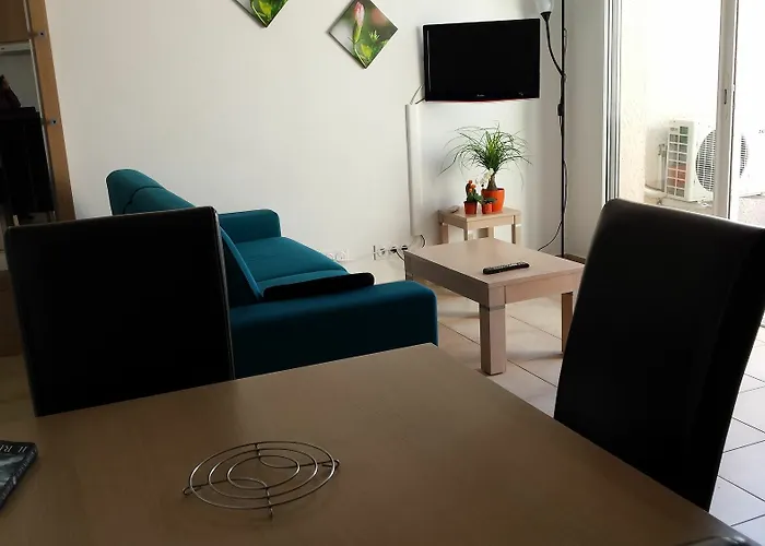 Vakantiepark Le Domaine De Melody Santa-Maria-Poggio (Corsica)